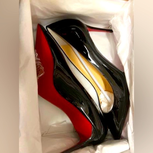 Christian Louboutin Shoes - Christian Louboutin Classic Black Heels